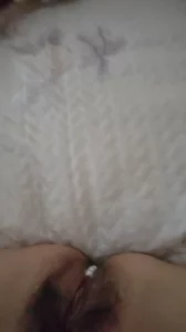 老婆今天穿着珍珠丁字裤自慰诱惑我